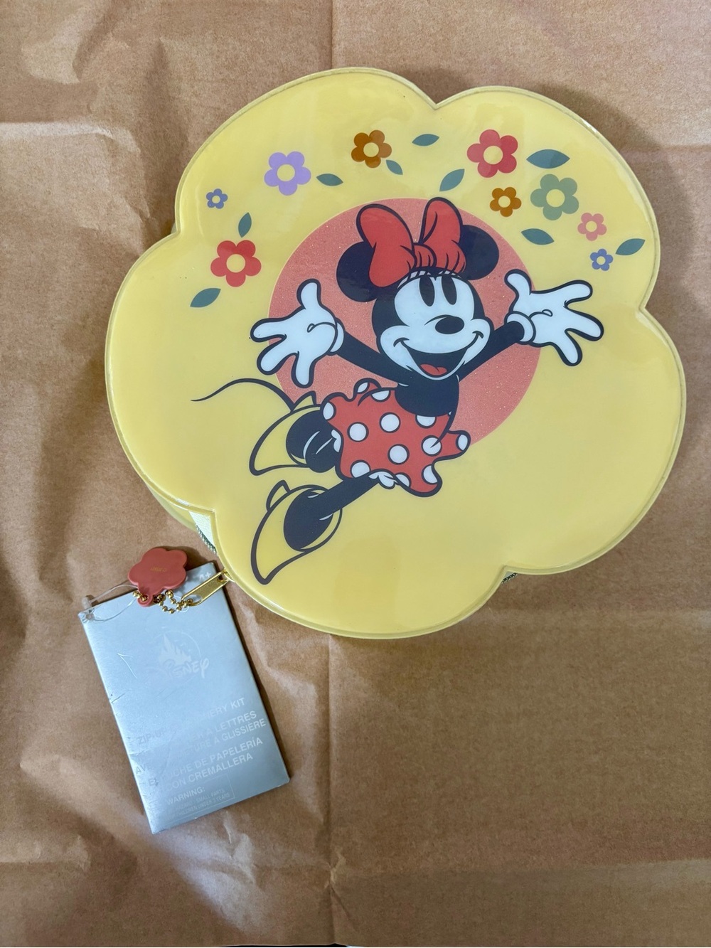 Minnie Mouse Yellow Flower-Shaped Decorative Full Art Kit